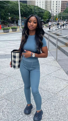 <em>Isabella R.</em>